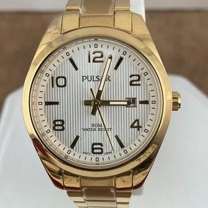 Pulsar Gold Tone Watch Luminous Hands Date